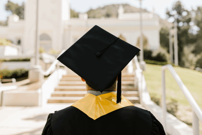 Fresh Graduates & First Jobbers: Your Ultimate Personal Finance Guide (24-30 Years Old)